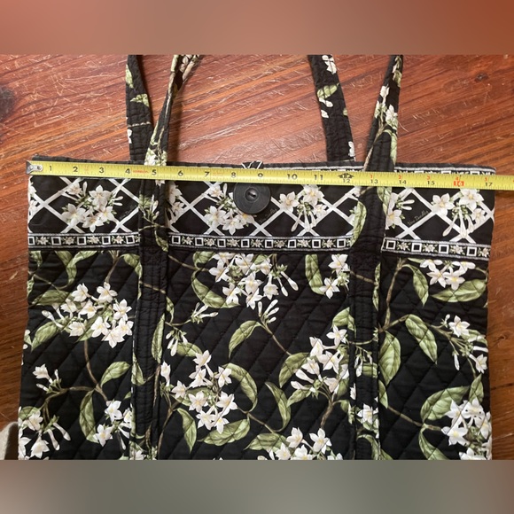 Vera Bradley black floral tote bag - Picture 6 of 6